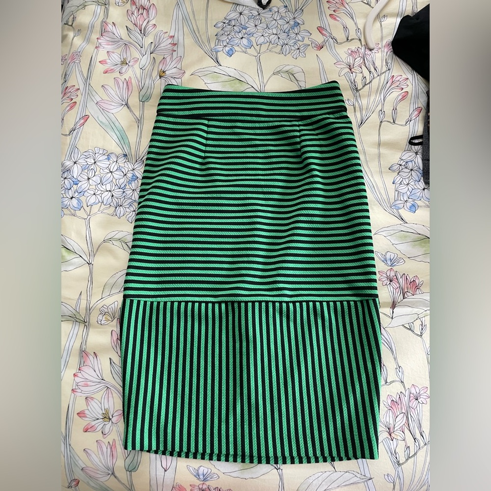 Gianni Bini Black and Green Striped Pencil Skirt